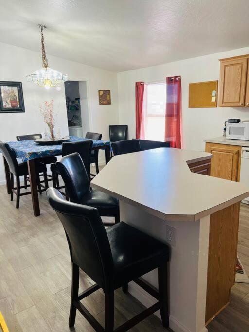 Death Valley/Prairiefire 3Bd/2Ba Home W/ Kitchen Парумп Екстер'єр фото